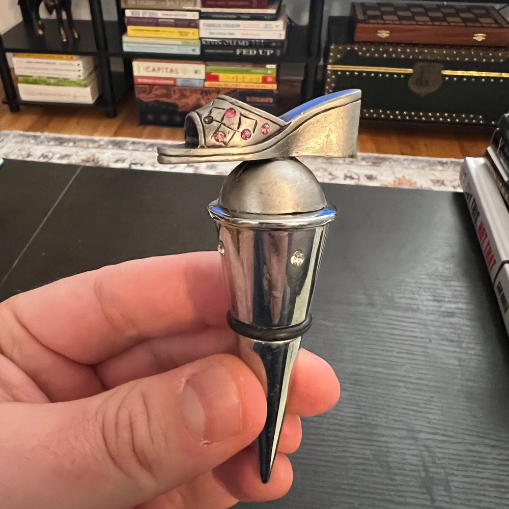 Women’s shoes wine stopper